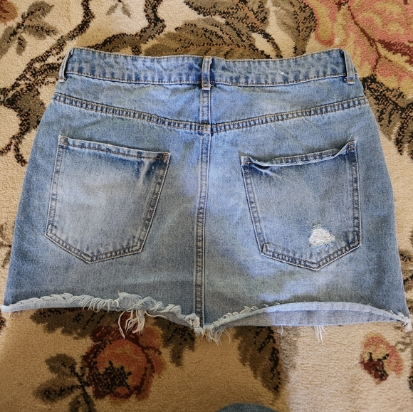 Distressed Denim Skirt - Picture 6 of 7